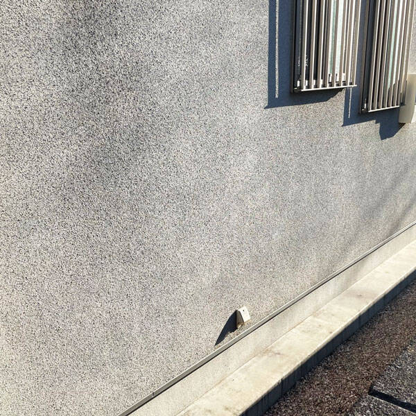 艶落ち・色あせした外壁